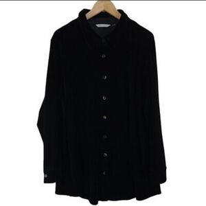 SoftsSurroundings Black Button-Up Shirt Size M